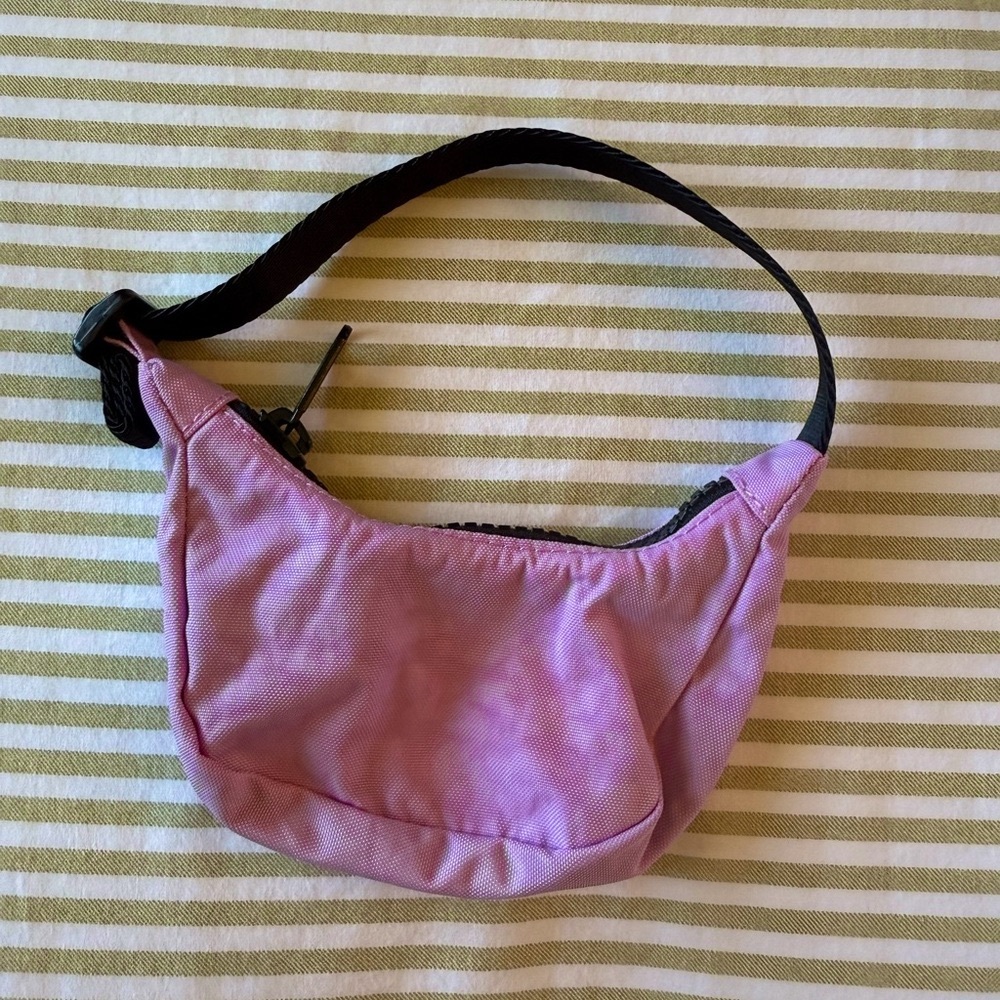 BAGGU Crescent Bag Charm in Rose *missing key ring*